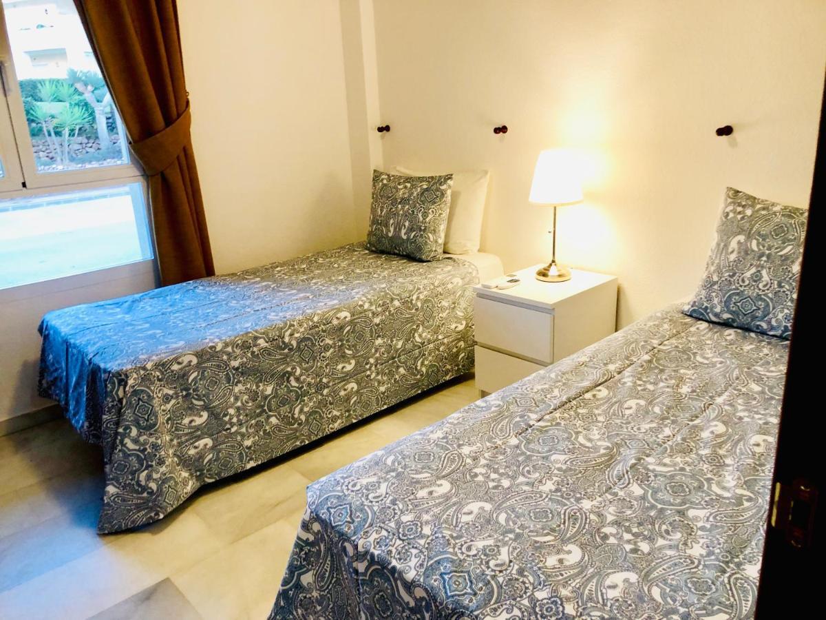 lovely sea views apartment on La Costa del Sol El Faro Exterior foto